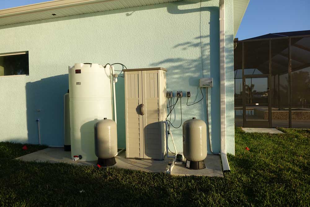 Wassertank und Umkehr-Osmose-Anlage