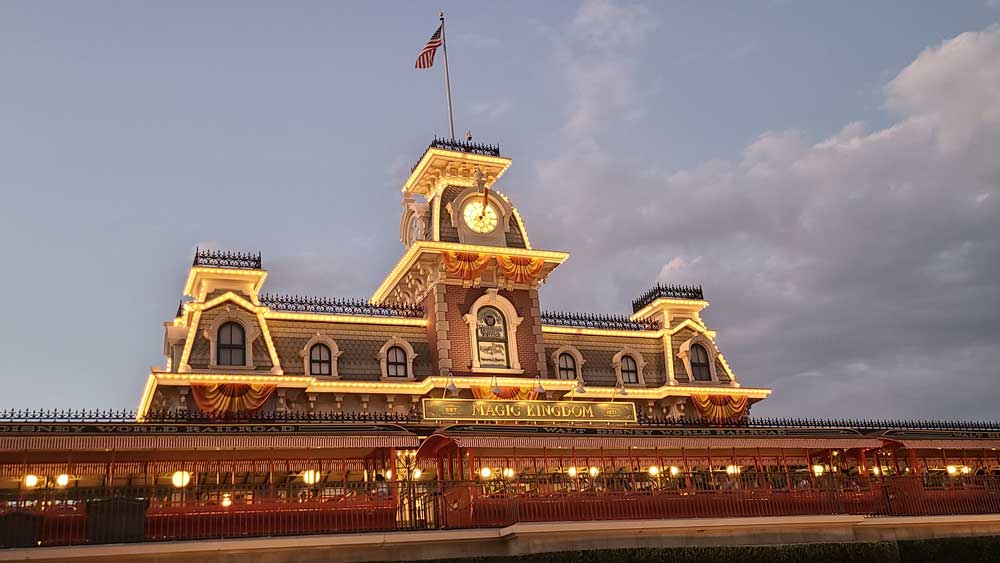Magic Kingdom City Hall
