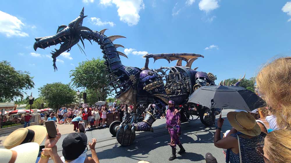 Maleficent Drachen aus Dornröschen