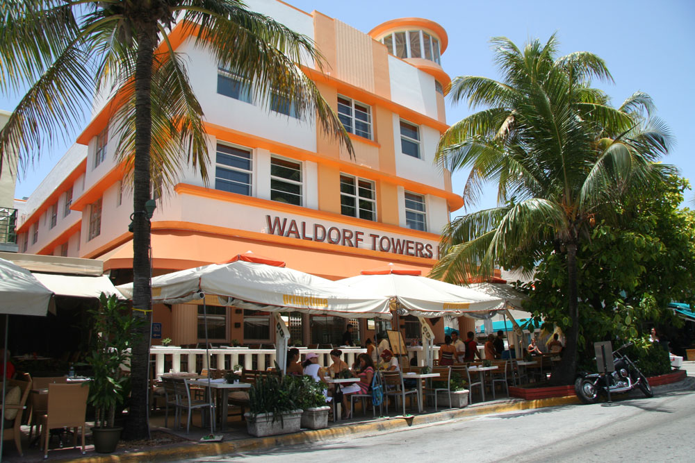 Der Waldorf Tower