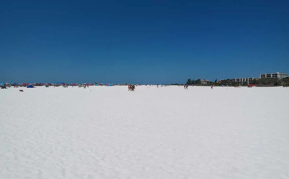Weisser Quarzsand