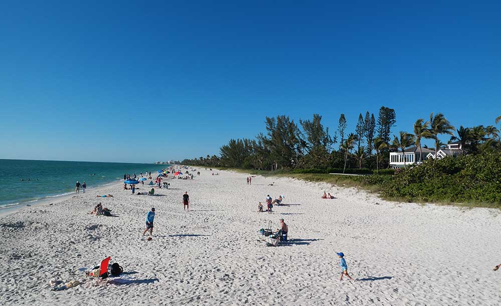 Naples Strand